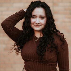 Meet your Posher, Jules